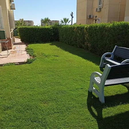 Aparthotel Marseilia 3 Families Only