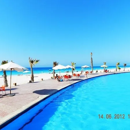 Aparthotel Marseilia 3 Families Only